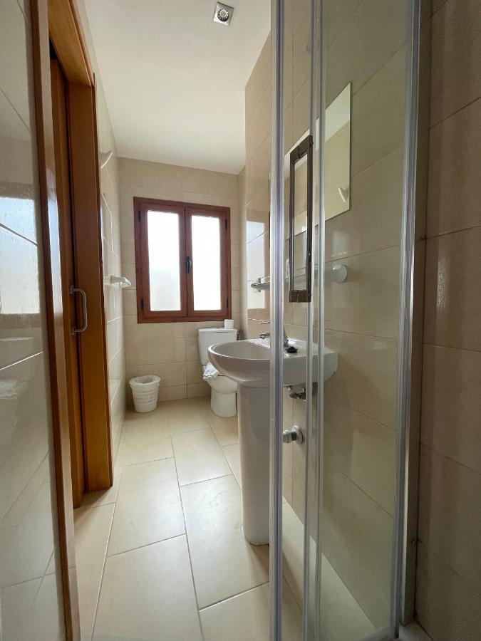 Hotel Pensio Codolar Tossa de Mar Esterno foto