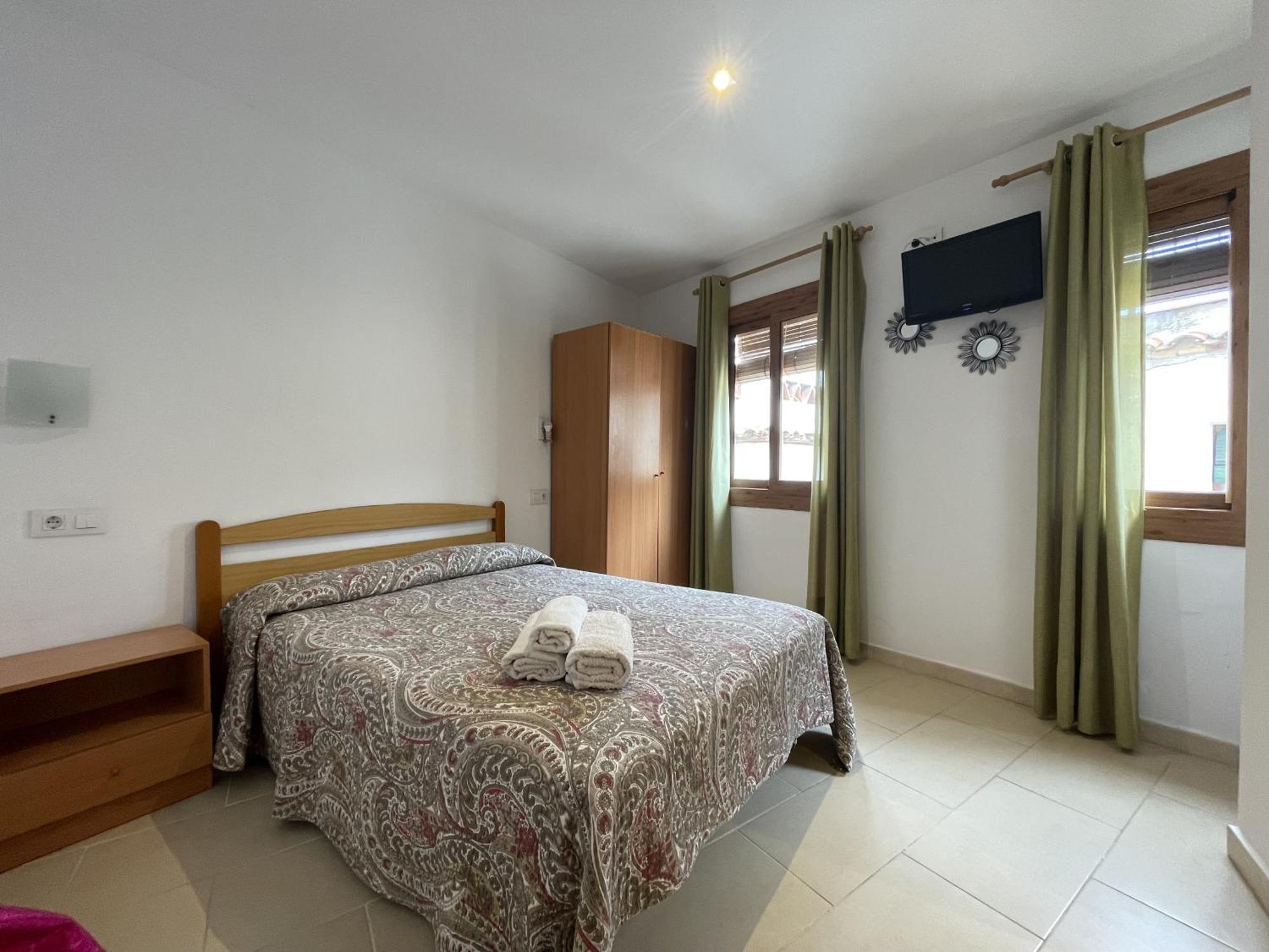 Hotel Pensio Codolar Tossa de Mar Esterno foto